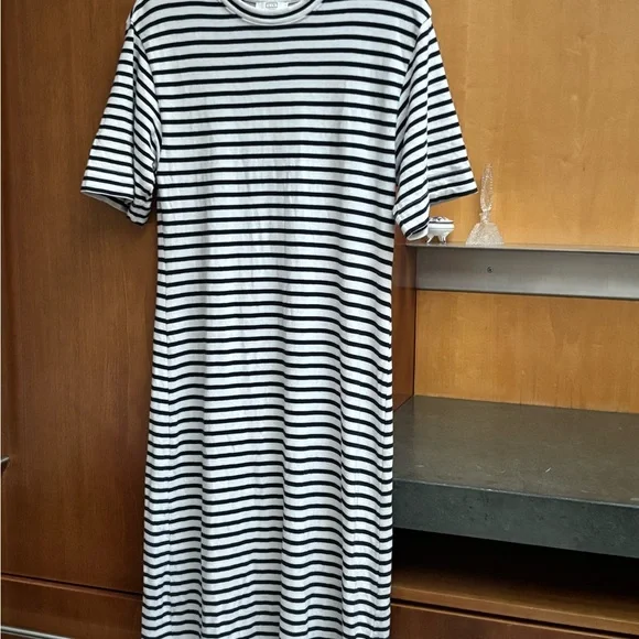 AYR Striped Practice Dress Large - Picture 2 of 11